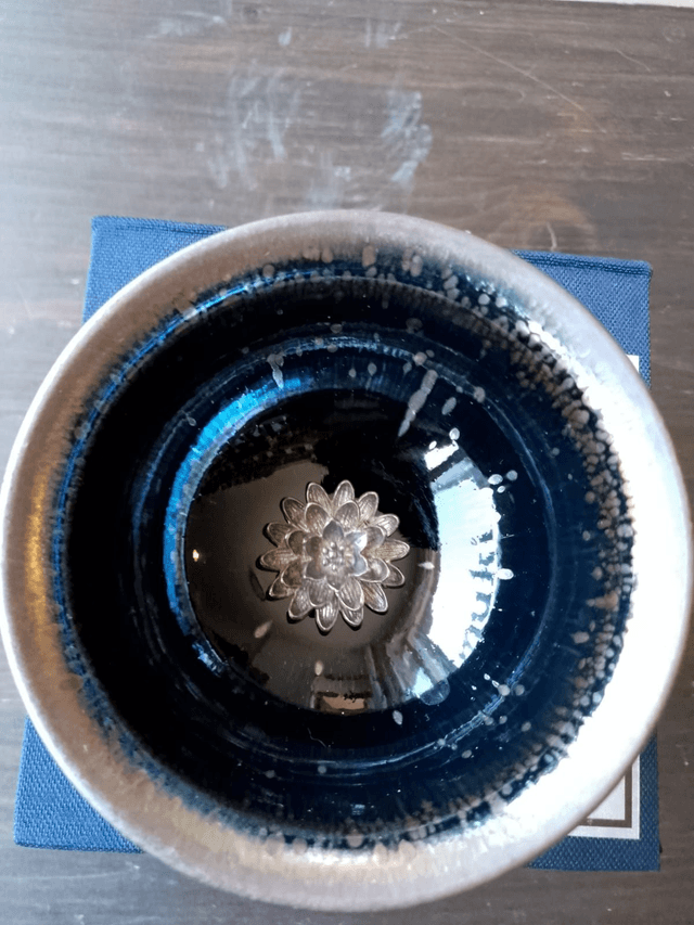 Tea cup (style 2)